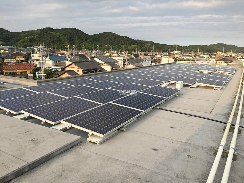 solar panels fixing to roof