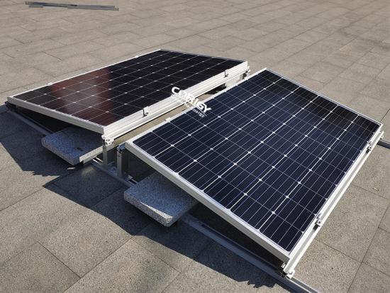 Ballast mounts for solar panels