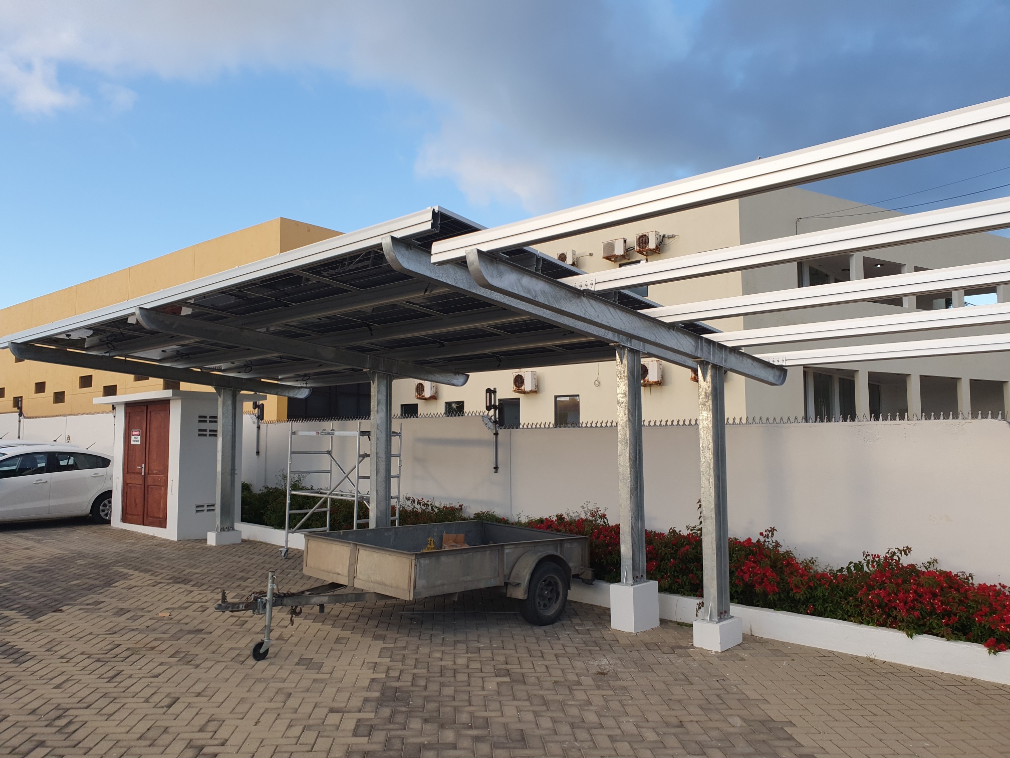 Solar Carport Design for Island Environments: A Practical Guide to Steel Grades and Corrosion Protection